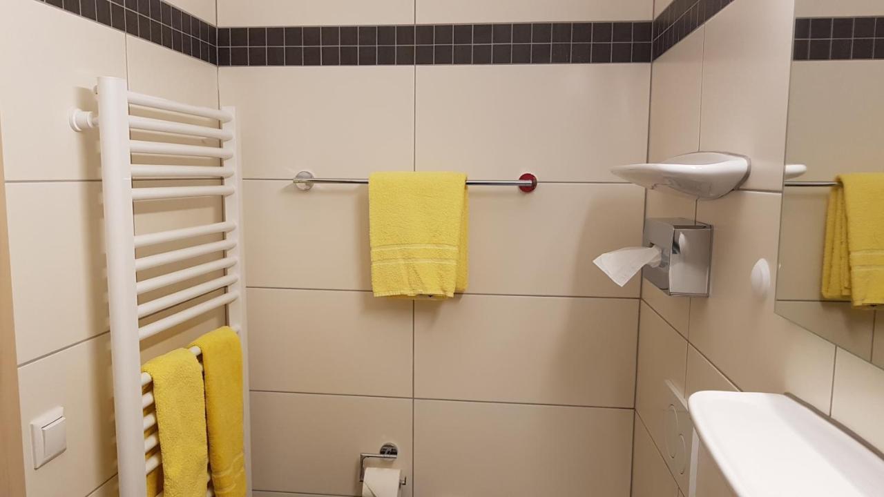 Hotel Merian Rothenburg Ротенбург об дер Таубер Екстериор снимка